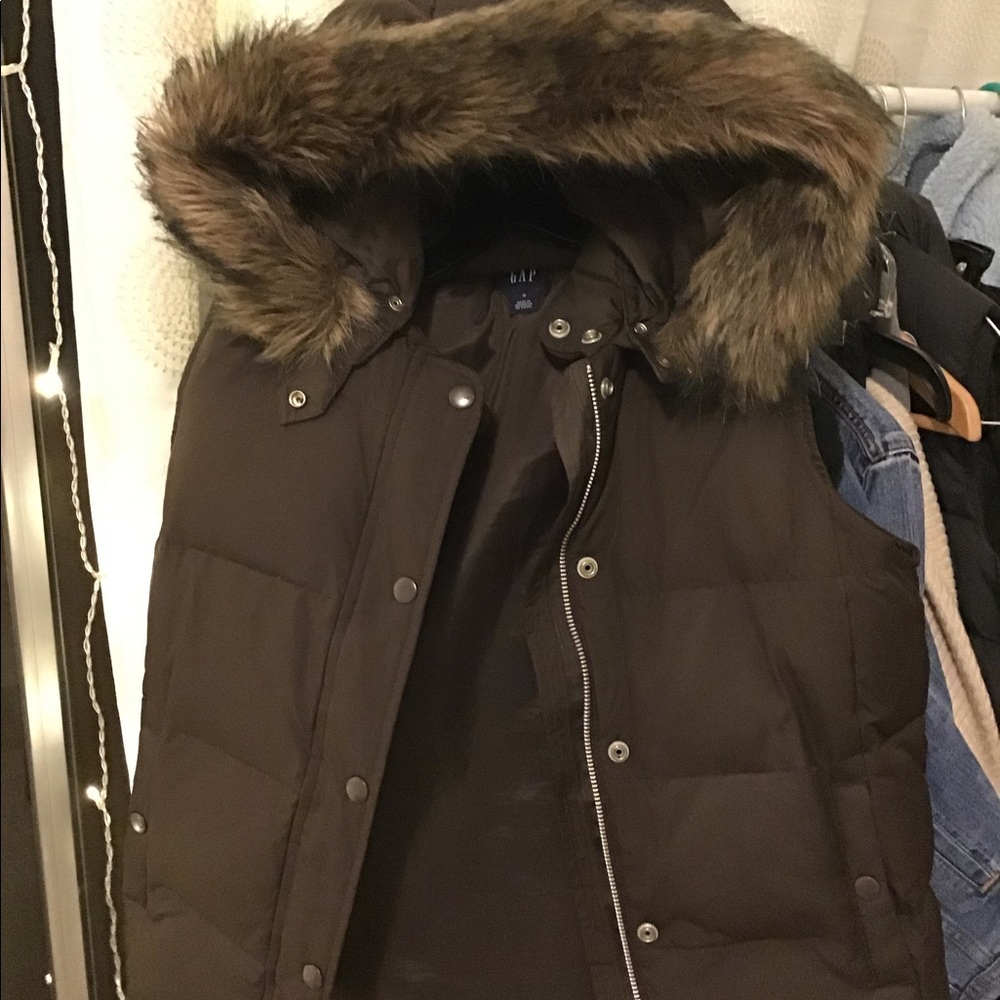 Gap Hooded Vest
